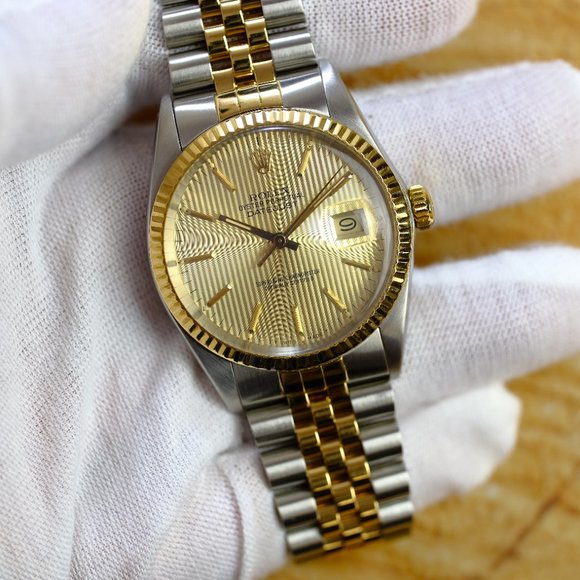 Rolex Datejust Champagne Dial Fluted 36mm Watch - Picture 6 of 7